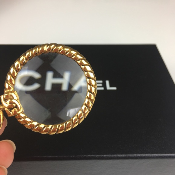 CHANEL Jewelry - Chanel vintage gold toned necklace